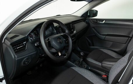 Skoda Rapid II, 2021 год, 1 490 000 рублей, 5 фотография
