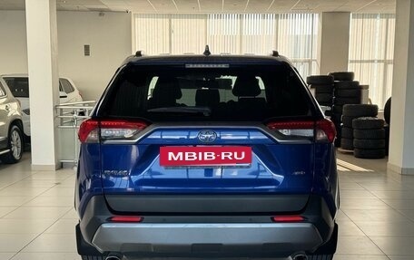 Toyota RAV4, 2021 год, 3 449 000 рублей, 5 фотография