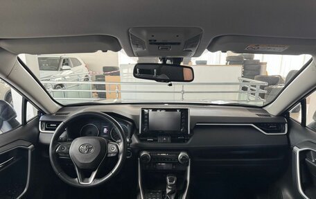 Toyota RAV4, 2021 год, 3 449 000 рублей, 13 фотография