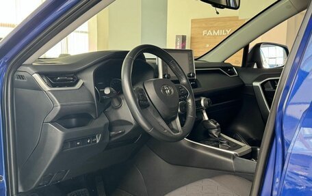 Toyota RAV4, 2021 год, 3 449 000 рублей, 16 фотография