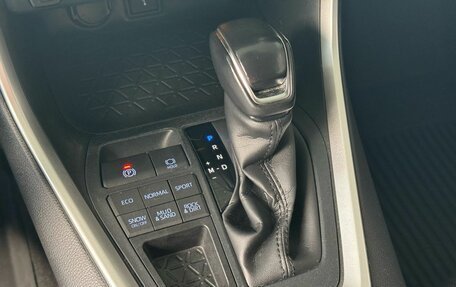 Toyota RAV4, 2021 год, 3 449 000 рублей, 25 фотография