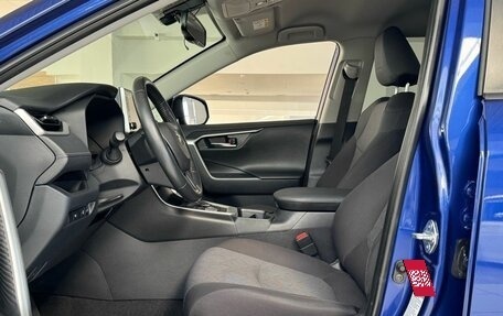 Toyota RAV4, 2021 год, 3 449 000 рублей, 17 фотография