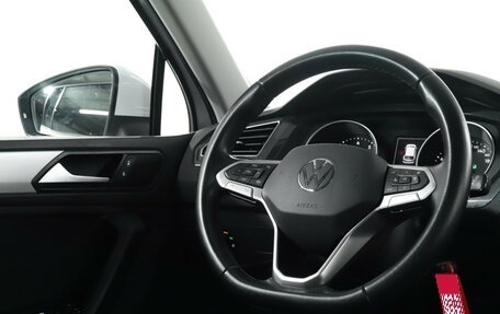 Volkswagen Tiguan II, 2021 год, 2 649 000 рублей, 4 фотография