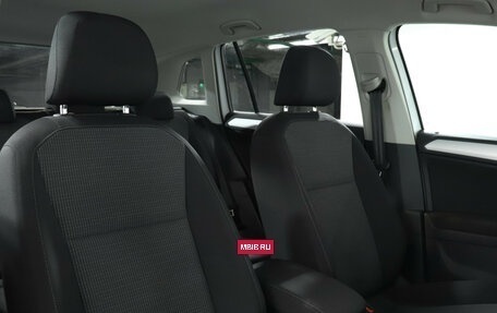 Volkswagen Tiguan II, 2021 год, 2 649 000 рублей, 11 фотография