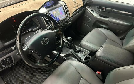 Toyota Land Cruiser Prado 120 рестайлинг, 2008 год, 2 800 000 рублей, 10 фотография