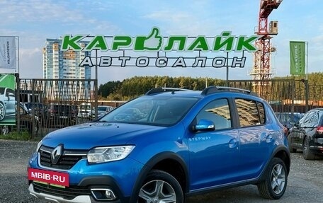 Renault Sandero II рестайлинг, 2019 год, 1 249 000 рублей, 2 фотография