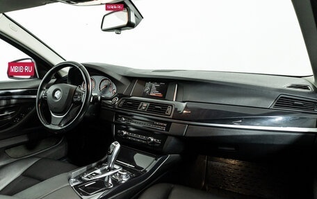 BMW 5 серия, 2016 год, 2 299 700 рублей, 9 фотография