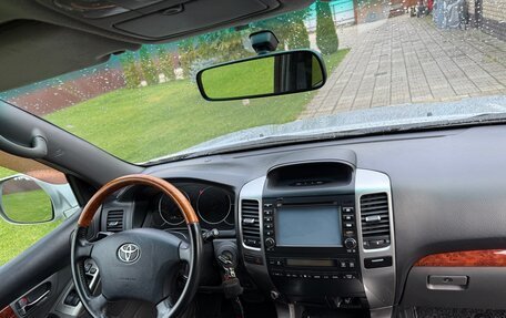 Toyota Land Cruiser Prado 120 рестайлинг, 2006 год, 2 850 000 рублей, 10 фотография