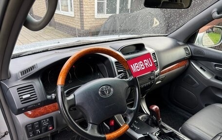 Toyota Land Cruiser Prado 120 рестайлинг, 2006 год, 2 850 000 рублей, 14 фотография