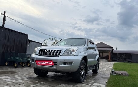 Toyota Land Cruiser Prado 120 рестайлинг, 2006 год, 2 850 000 рублей, 2 фотография