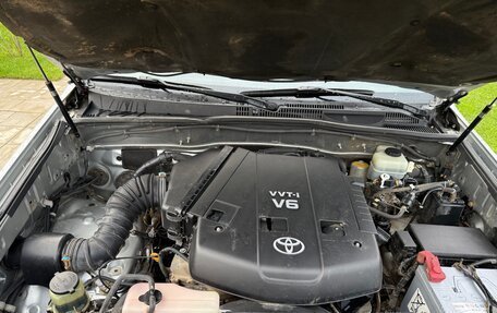 Toyota Land Cruiser Prado 120 рестайлинг, 2006 год, 2 850 000 рублей, 15 фотография