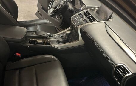 Lexus NX I, 2017 год, 3 000 000 рублей, 15 фотография