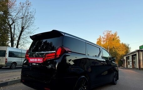 Toyota Alphard III, 2019 год, 2 фотография