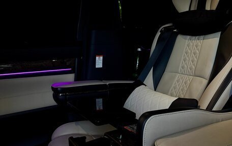Toyota Alphard III, 2019 год, 18 фотография