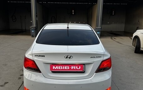 Hyundai Solaris II рестайлинг, 2015 год, 850 000 рублей, 2 фотография