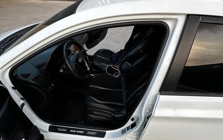 Hyundai Solaris II рестайлинг, 2015 год, 850 000 рублей, 12 фотография