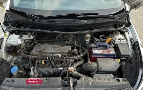 Hyundai Solaris II рестайлинг, 2015 год, 850 000 рублей, 17 фотография