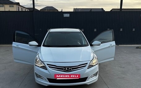 Hyundai Solaris II рестайлинг, 2015 год, 850 000 рублей, 6 фотография