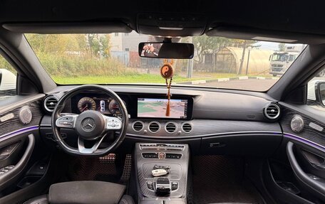 Mercedes-Benz E-Класс, 2018 год, 3 400 000 рублей, 6 фотография