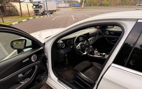 Mercedes-Benz E-Класс, 2018 год, 3 400 000 рублей, 8 фотография
