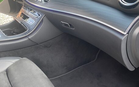 Mercedes-Benz E-Класс, 2020 год, 4 800 000 рублей, 4 фотография