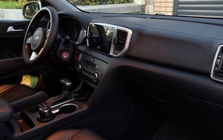 KIA Sportage IV рестайлинг, 2020 год, 2 550 000 рублей, 12 фотография