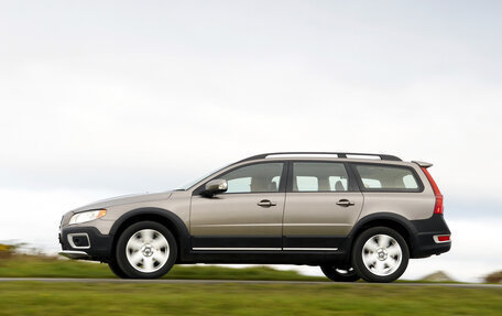 Volvo XC70 II рестайлинг, 2012 год, 2 фотография