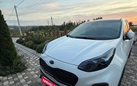 KIA Sportage IV рестайлинг, 2020 год, 2 550 000 рублей, 4 фотография