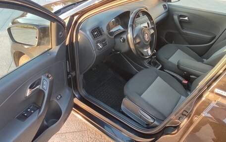 Volkswagen Polo VI (EU Market), 2012 год, 599 000 рублей, 11 фотография