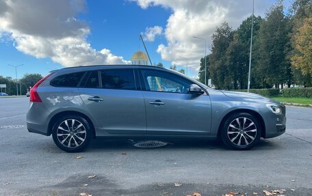 Volvo V60 I, 2018 год, 2 089 000 рублей, 3 фотография