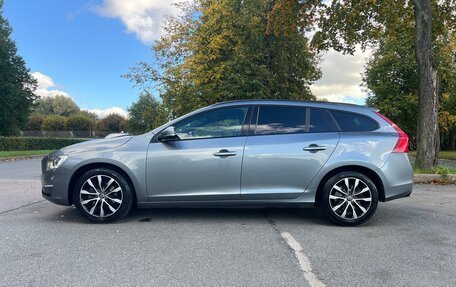 Volvo V60 I, 2018 год, 2 089 000 рублей, 4 фотография
