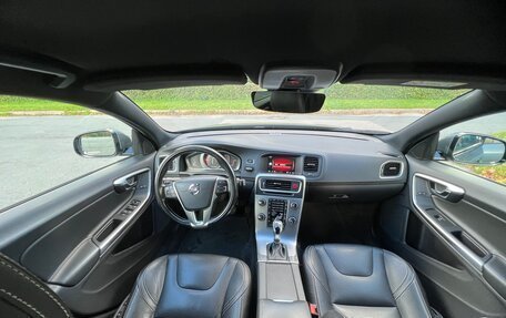 Volvo V60 I, 2018 год, 2 089 000 рублей, 13 фотография