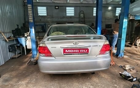 Toyota Camry V40, 2004 год, 785 000 рублей, 1 фотография