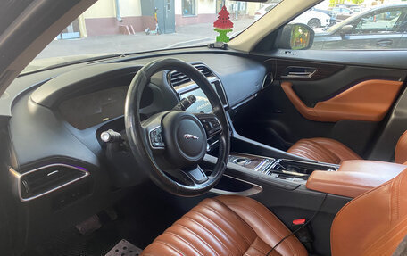 Jaguar F-Pace, 2017 год, 2 190 000 рублей, 1 фотография