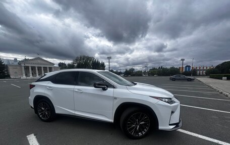 Lexus RX IV рестайлинг, 2019 год, 5 500 000 рублей, 15 фотография