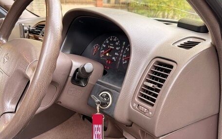 Nissan Gloria X, 1996 год, 400 000 рублей, 28 фотография
