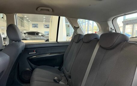 KIA Carens III (RP), 2010 год, 799 900 рублей, 13 фотография