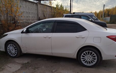 Toyota Corolla, 2014 год, 870 000 рублей, 10 фотография