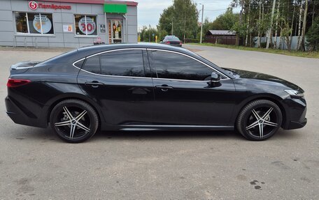 Toyota Camry, 2024 год, 3 950 000 рублей, 5 фотография