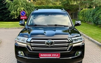 Toyota Land Cruiser 200, 2019 год, 8 100 000 рублей, 1 фотография