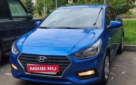 Hyundai Solaris II рестайлинг, 2019 год, 900 000 рублей, 3 фотография