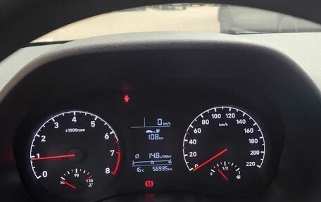 Hyundai Solaris II рестайлинг, 2019 год, 900 000 рублей, 14 фотография