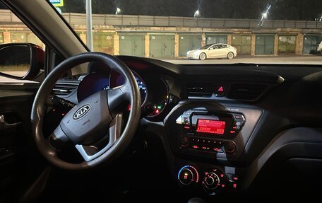 KIA Rio III рестайлинг, 2012 год, 750 000 рублей, 5 фотография