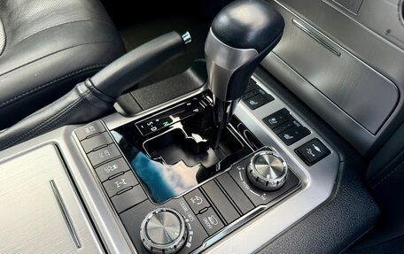 Toyota Land Cruiser 200, 2019 год, 8 100 000 рублей, 11 фотография