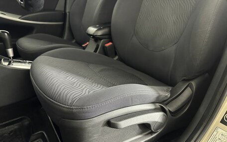Hyundai Solaris II рестайлинг, 2012 год, 764 000 рублей, 10 фотография