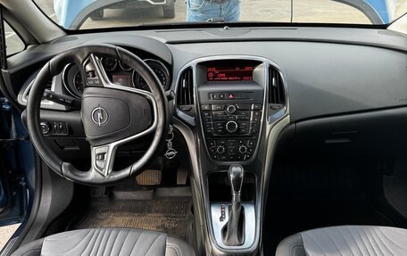 Opel Astra J, 2013 год, 900 000 рублей, 10 фотография