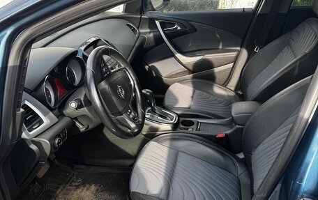 Opel Astra J, 2013 год, 900 000 рублей, 9 фотография