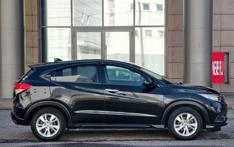 Honda Vezel, 2019 год, 1 670 000 рублей, 32 фотография