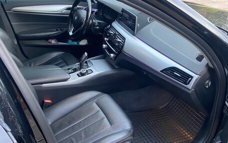 BMW 5 серия, 2018 год, 3 100 000 рублей, 7 фотография