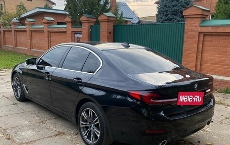 BMW 5 серия, 2018 год, 3 100 000 рублей, 6 фотография